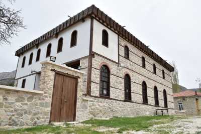 Uluborlu Bahçe Camii